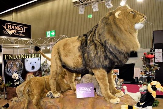 Hansatronics Mechanical Lion Male Standing 47 in. Roaring (0845)